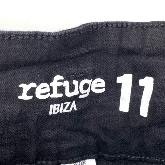 Refuge Ibiza High-Rise Push Up Distressed Jeans - Picture 6 of 9